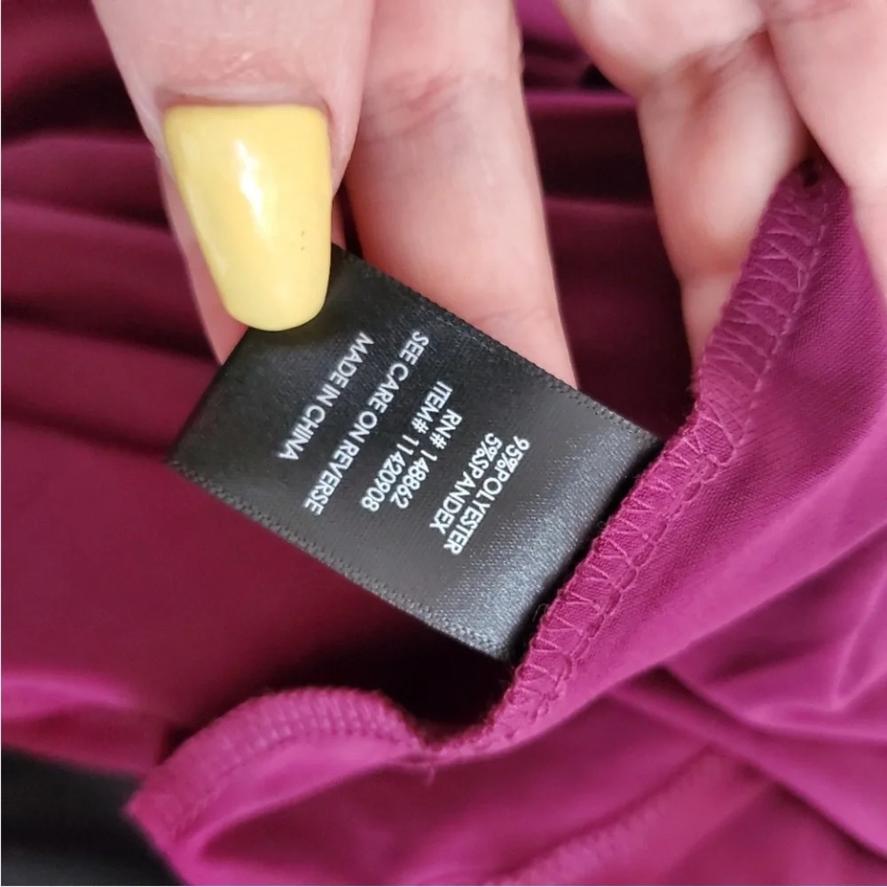 Torrid Berry Jersey Knit Faux Wrap Dress NWOT - Picture 7 of 8
